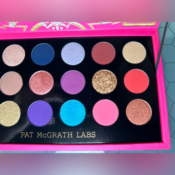 NEW Pat McGrath Labs Mothership Mega: Celestial Nirvana Palette - Picture 7 of 11